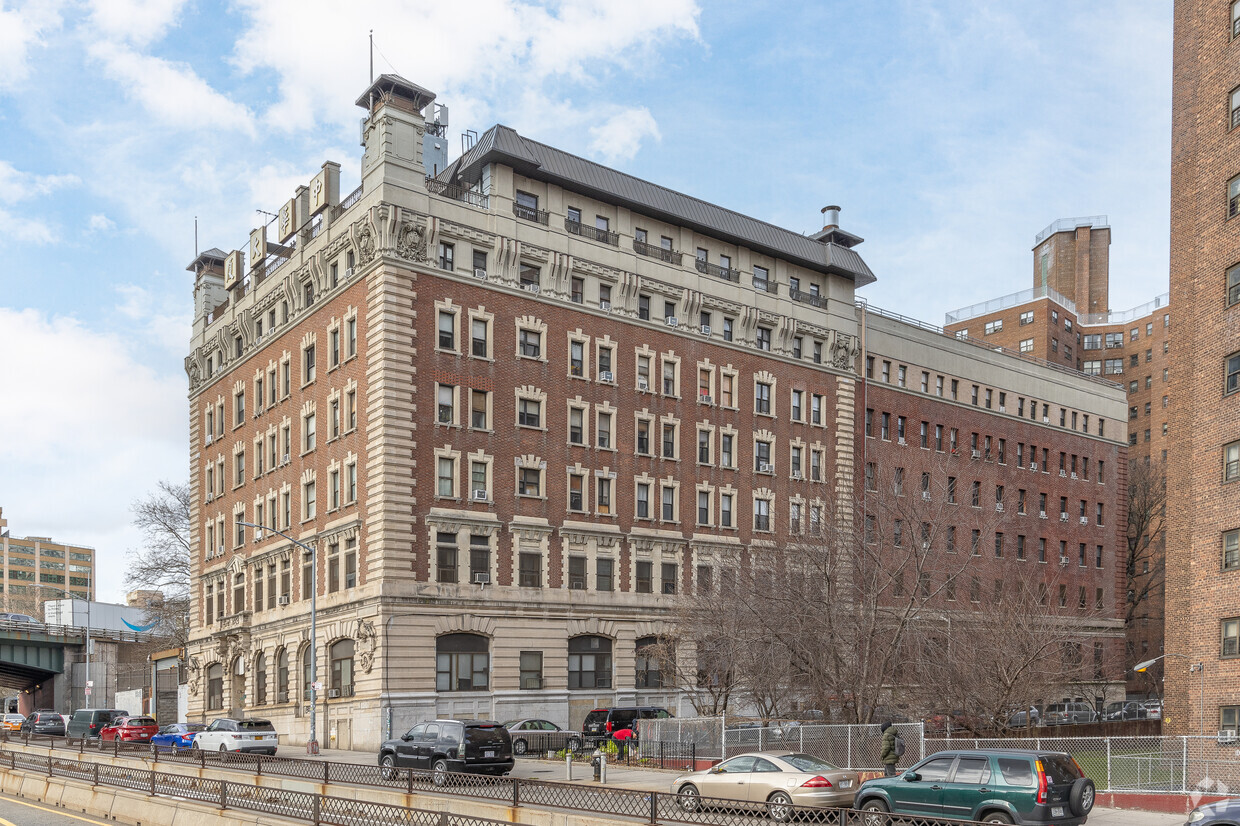 165-167 Sands St - The China Mansion Coop