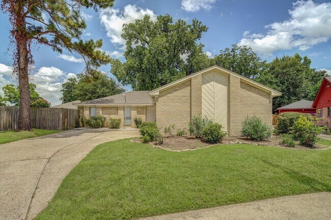 Foto del edificio - 7315 Foxside Ln
