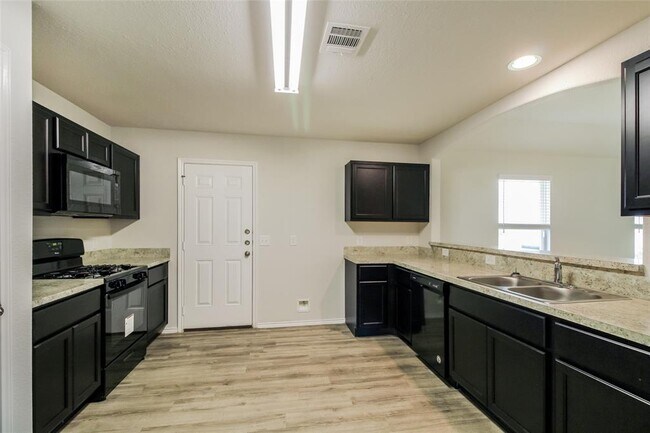 Foto del edificio - 22350 Porter Mountain Trl