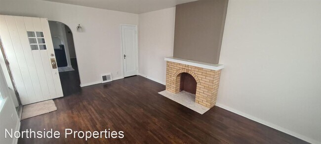 Foto del edificio - 1 br, 1 bath House - 1105 W 14th