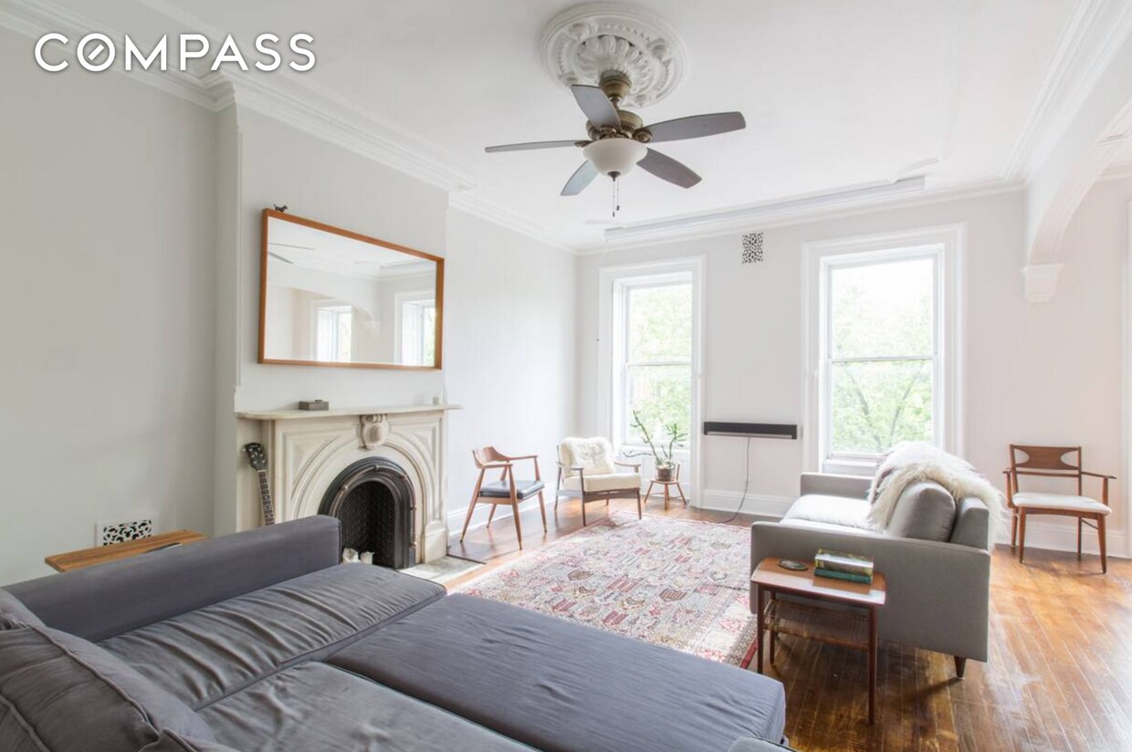 317 Adelphi St, Brooklyn, NY 11205 Townhome Rentals in Brooklyn NY