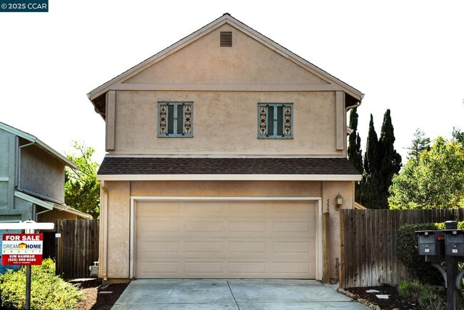 Building Photo - 555 Willow Ct