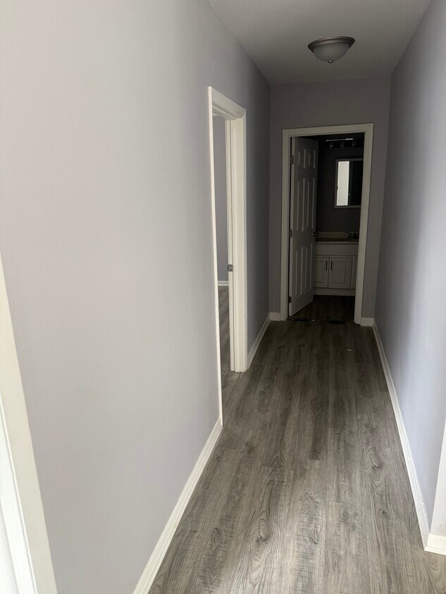 Sala - 254 E Jackson St