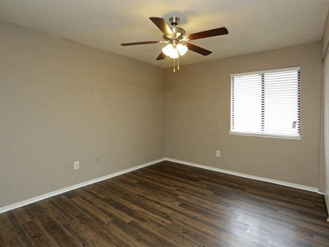 Building Photo - Water Ridge Apartments