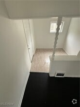 Building Photo - 1057 Joy Ave