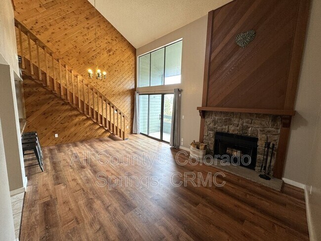 Photo - 120 W Rockrimmon Blvd Apartment