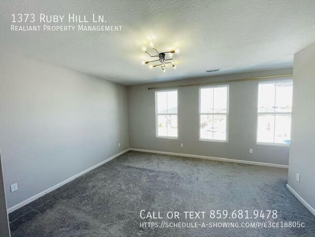 Foto del edificio - 1373 Ruby Hill Ln
