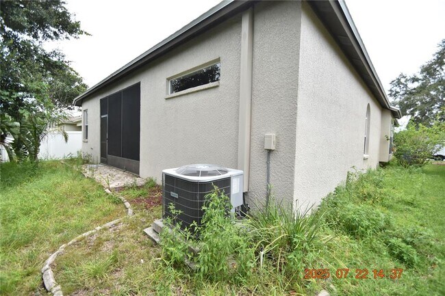 Foto del edificio - 11321 Flora Springs Dr