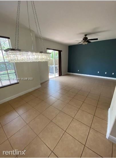 Foto del edificio - 3 br, 2.5 bath House - 6917 Julia Gardens Dr