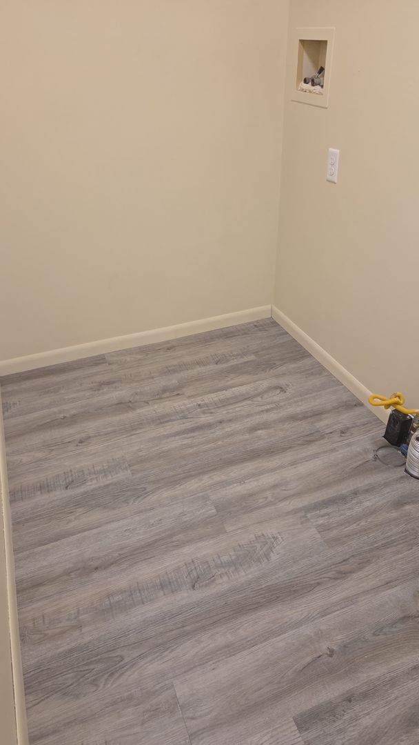 Foto del edificio - 4 bed 1 bath