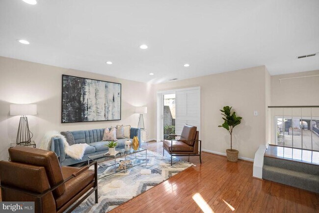 Foto del edificio - 1325 13th St NW