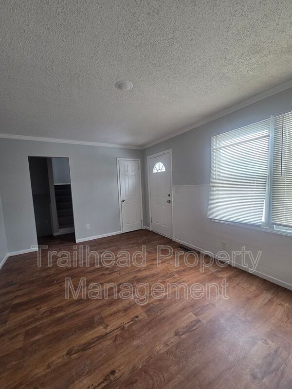 Foto del edificio - 5132 Skiles Ave