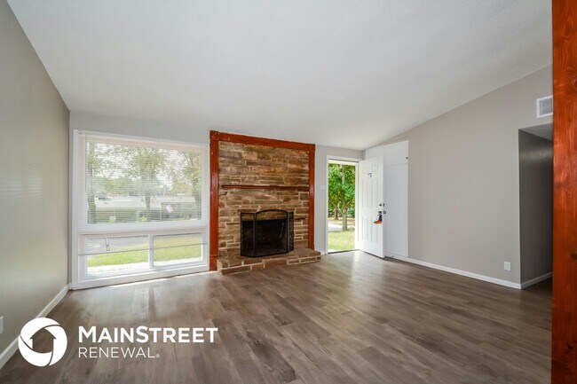 Foto del edificio - 1722 Ridgewood Dr