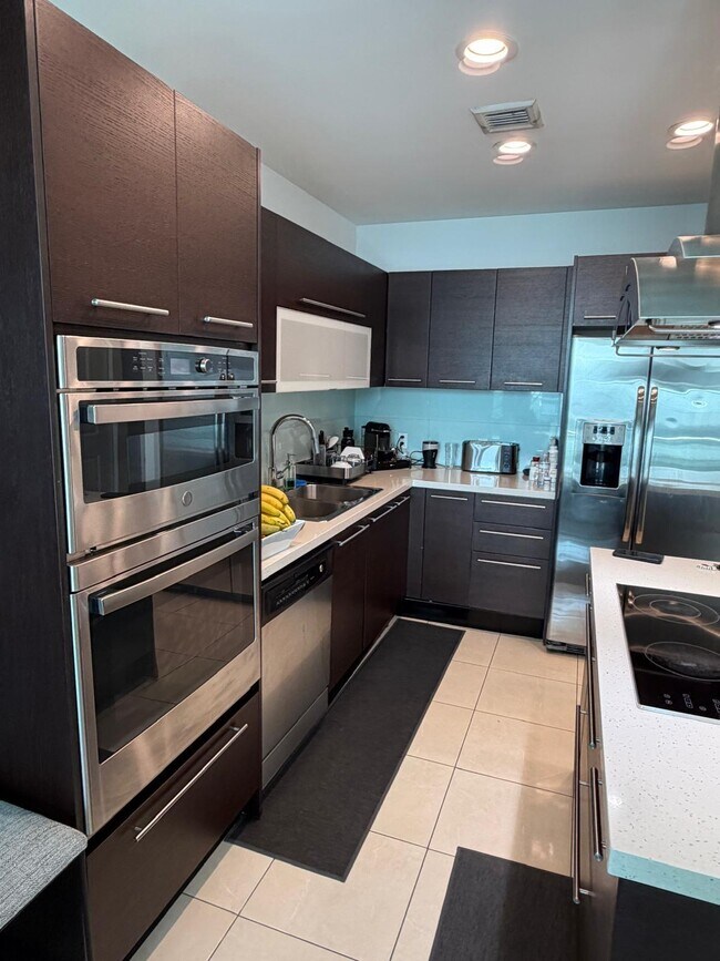 Foto del edificio - 7930 East Dr