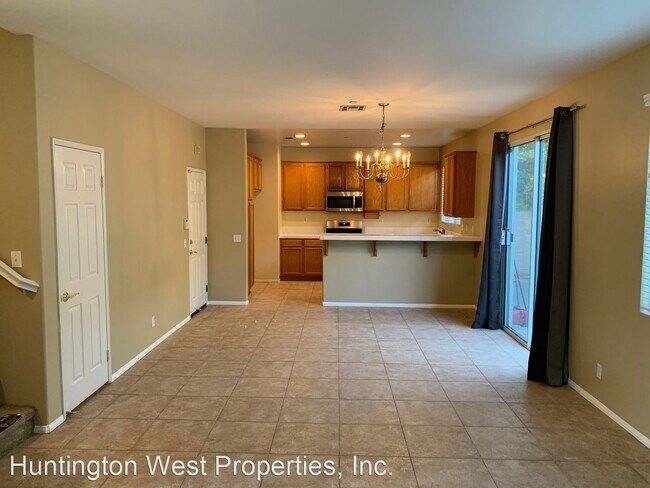 Building Photo - 4 br, 2.5 bath House - 6221 Villa Ryan Way