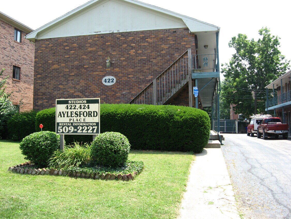 424 Aylesford Pl, Lexington, KY 40508 Apartments Lexington, KY