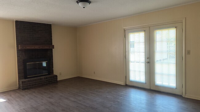 Foto del edificio - 2800 S Taft St