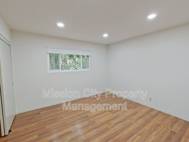 Foto del edificio - 916 San Andres St