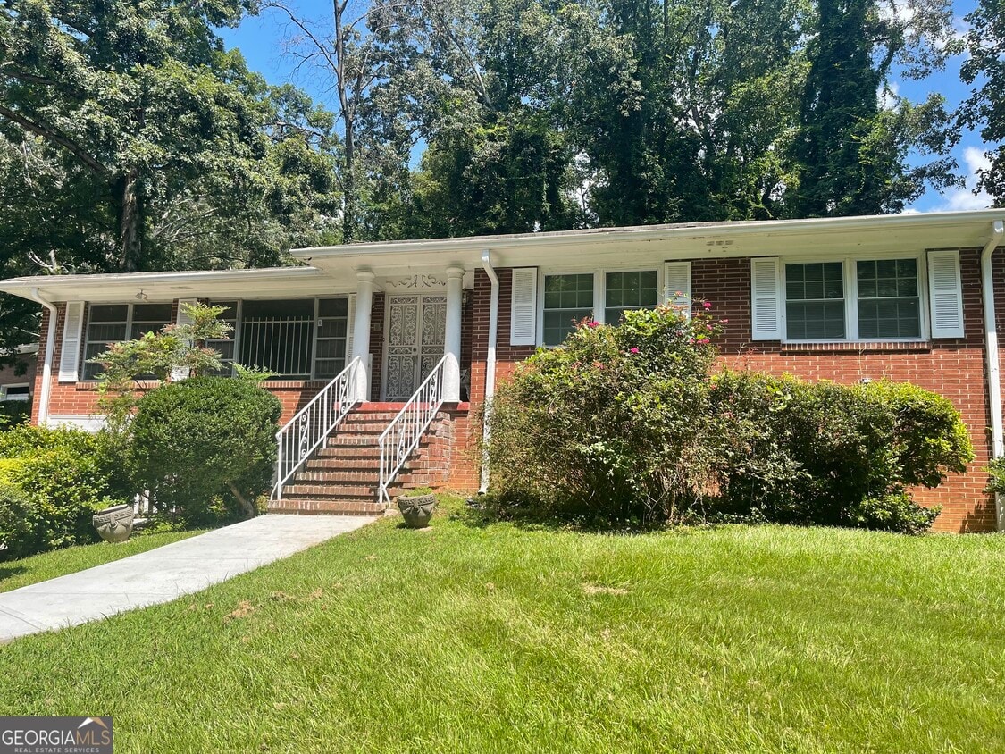 Primary Photo - 3027 Collier Dr NW