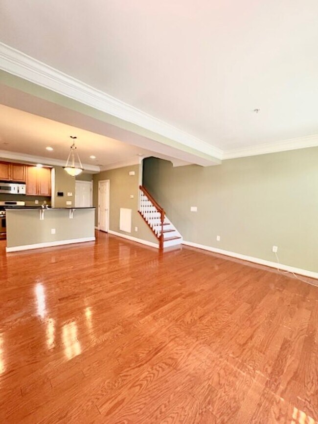 Foto del edificio - 645 Whetstone Glen St