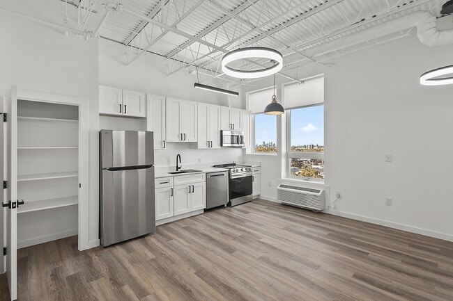 Interior Photo - Viewpoint 41 Lofts