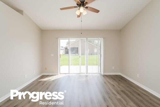 Foto del edificio - 3824 Briley Loop