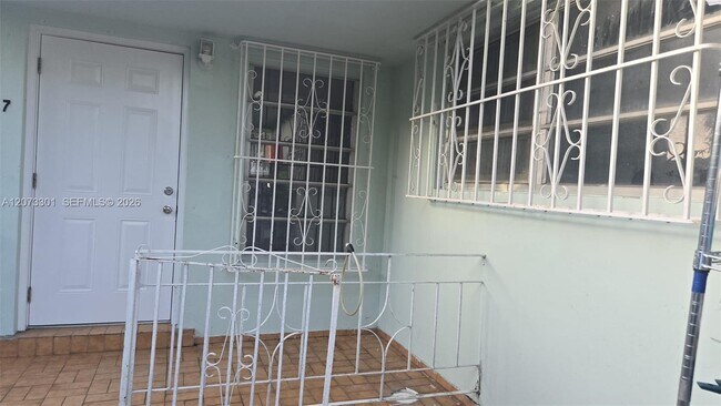Foto del edificio - 1345 NW 28th St