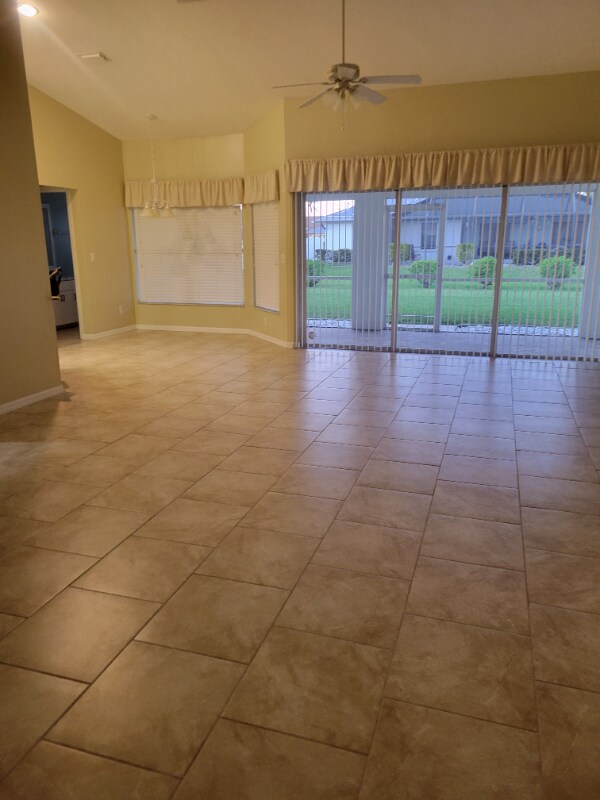 Foto del edificio - 207 SE 30th Terrace