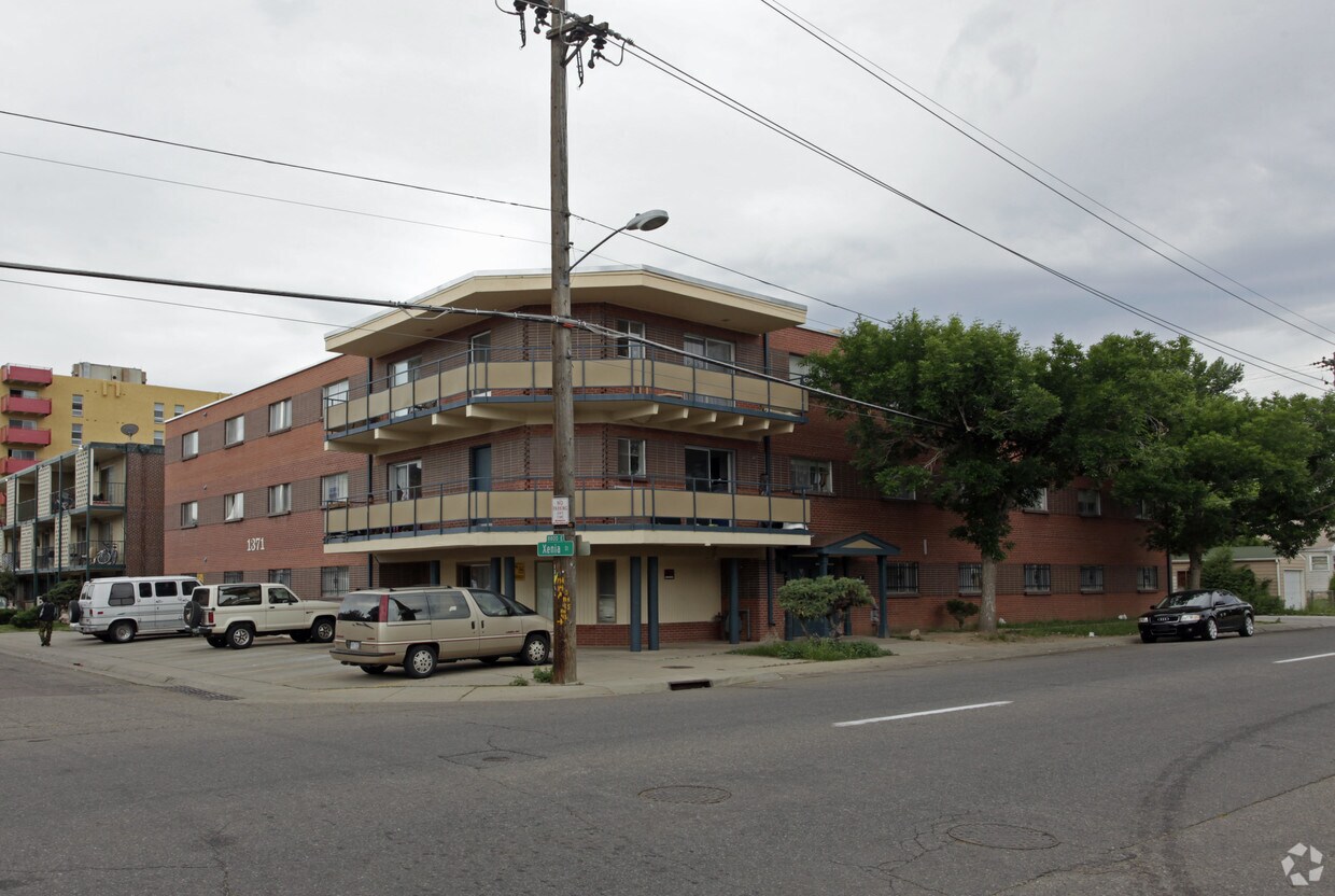 1371 Xenia St, Denver, CO 80220 1371 Xenia St Denver, CO Apartments