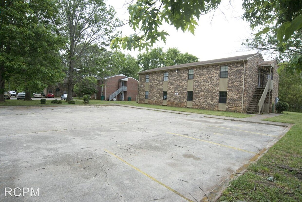 Primary Photo - 4914 Cotton Row NW