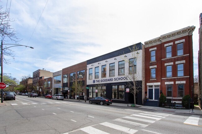 Foto del edificio - 1143 W Armitage Ave