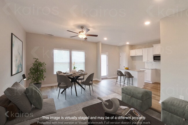 Building Photo - 928 Silent Barge Cv