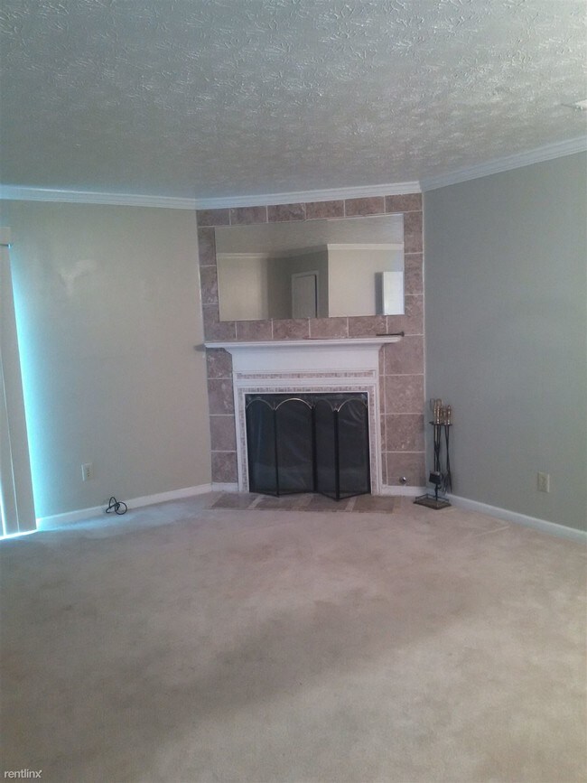 Building Photo - 2 br, 2.5 bath House - 2049 Charter Ln