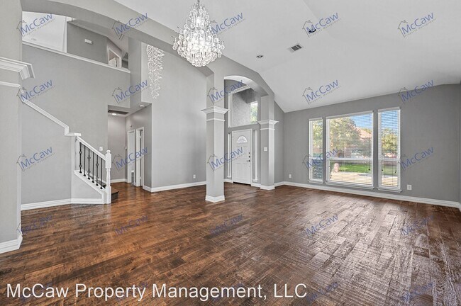 Foto del edificio - 4 br, 3.5 bath House - 4048 Timberglen Rd.