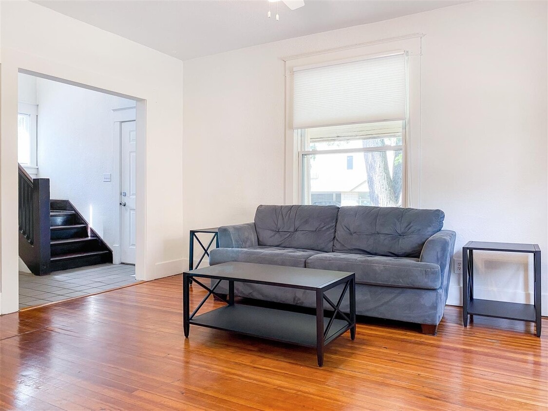 204 N Gregory St, Urbana, IL 61801 House Rental in Urbana, IL