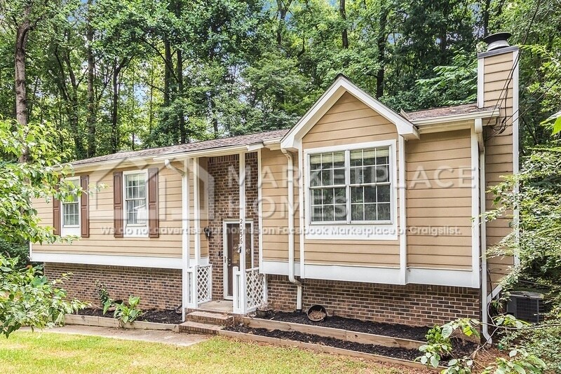 Primary Photo - 2056 Lil Jess Ln
