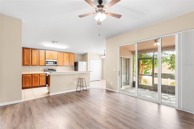 Building Photo - STERLING HILL HOME AVAILABLE