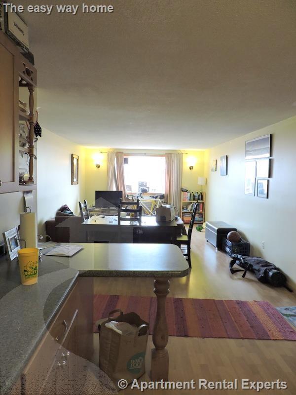 Foto del edificio - 94 Beacon St