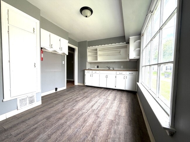 Foto del edificio - 1486 Lavender Ave