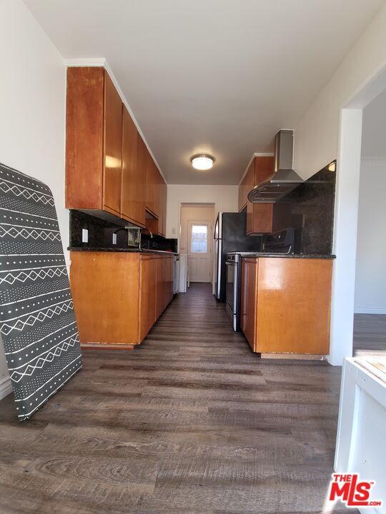 Foto del edificio - 3129 Roberts Ave