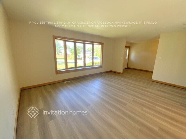 Foto del edificio - 166 Cheyenne Ct