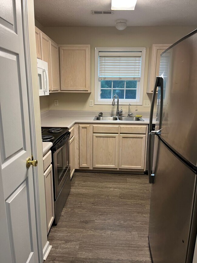 Foto del edificio - 4508 Alder Ridge Rd