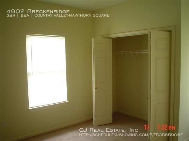 Building Photo - 4902 Breckenridge Ave