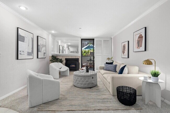 Foto del edificio - "Chic 800 Sq Ft Downtown San Diego Retreat...