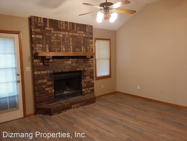 Building Photo - 3 br, 2 bath House - 3749 W. Sylvania
