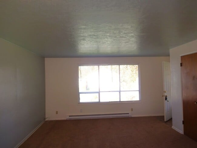 Building Photo - 655Mayfair - FH