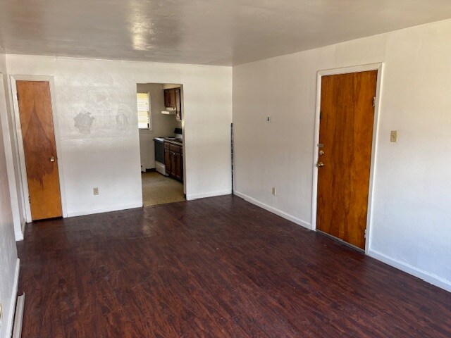 Foto del edificio - 230 Ambridge Ave