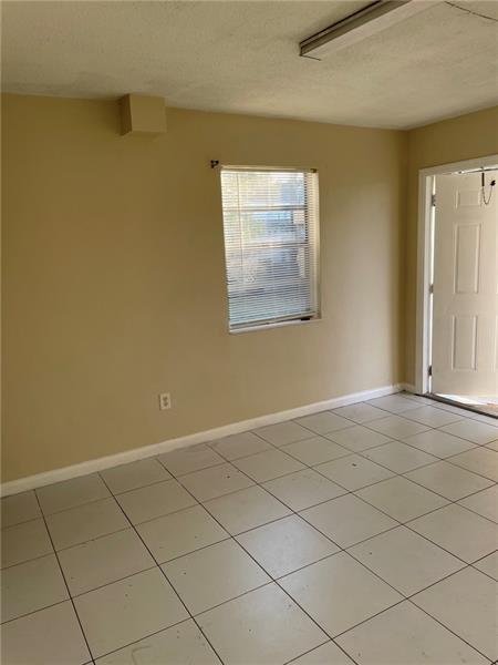 Foto del edificio - 4117 SW 24th St