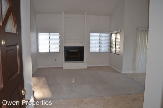 Building Photo - 2 br, 2 bath House - 4602 Villas Dr.