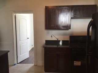 Building Photo - 7701 S Halsted St